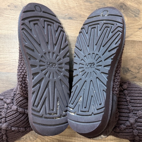 Chocolate Brown UGG Argyle Boots Size 9 - Picture 5 of 6